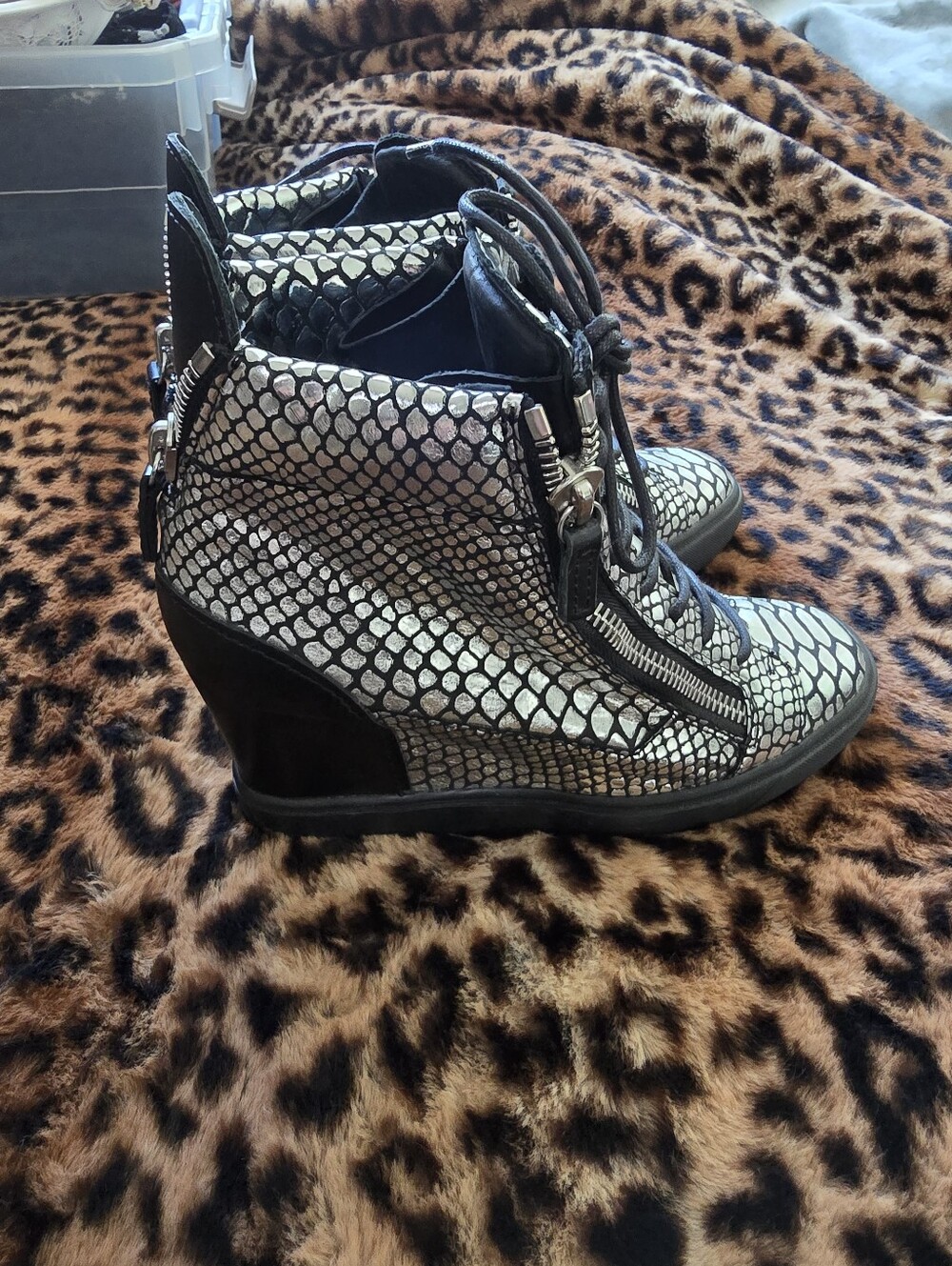 Giuseppe Zanotti Designer Sneaker Wedge Heel Snake-Print Hi-Top Womens Size 8.5